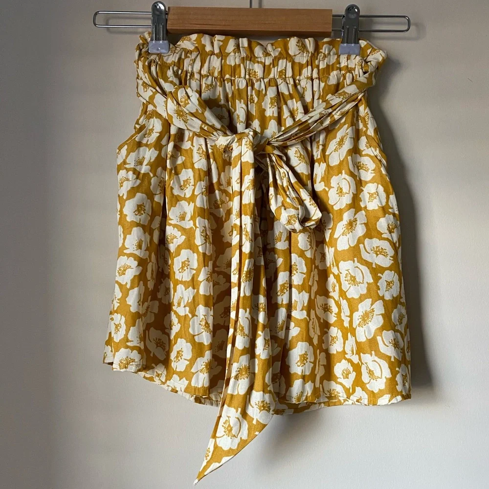 Yellow white floral paperbag mini skirt XXS